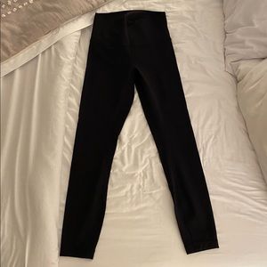 LuluLemon Wunder Under Leggings 25’ length